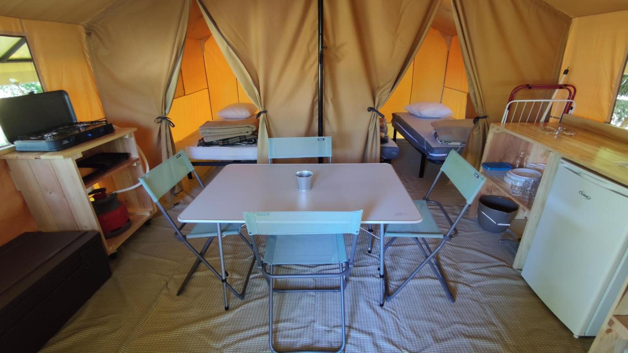 Camping Onlycamp La Confluence Savonnieres Ngoại thất bức ảnh